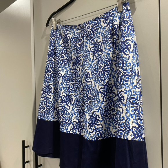 Milly For Design Nation Pleated Floral Skirt Navy Blue Size Small - Picture 6 of 6